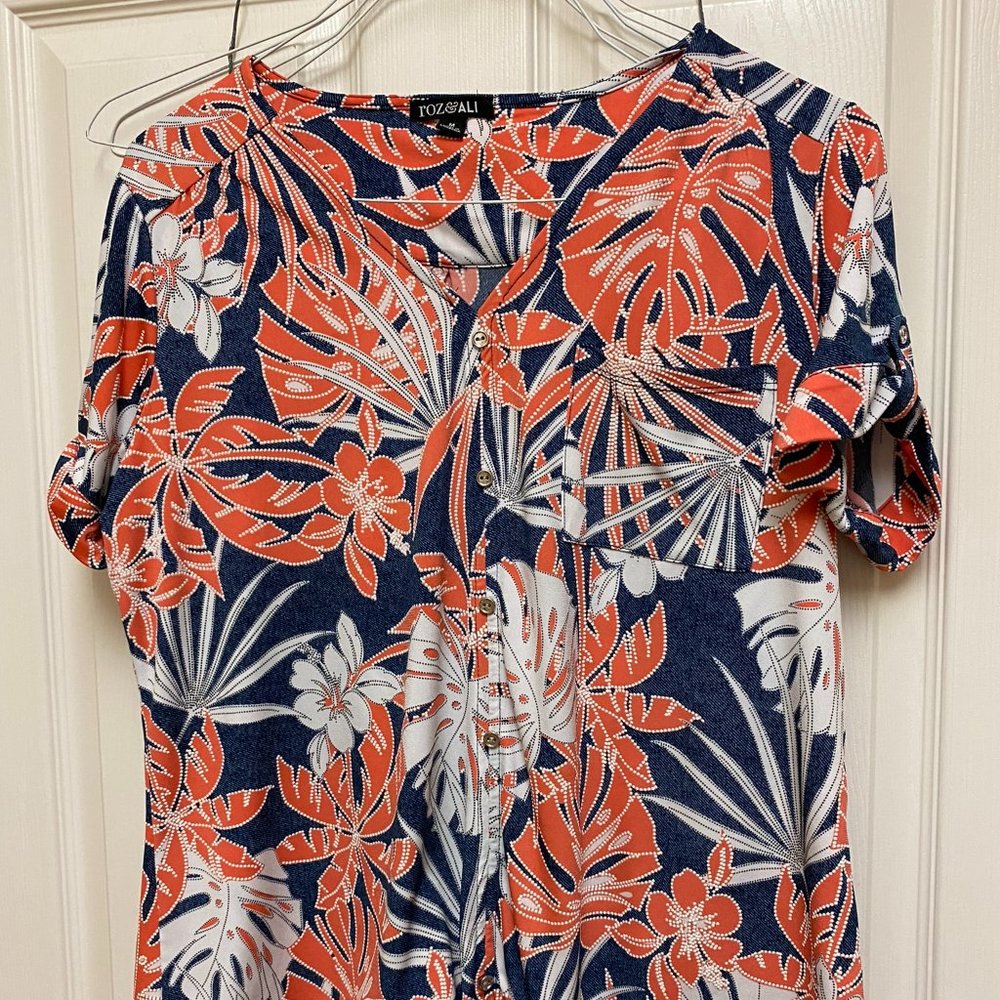 DressBarn Roz & Ali Tie Front Puff Paint colorful Tropical V neck top, M